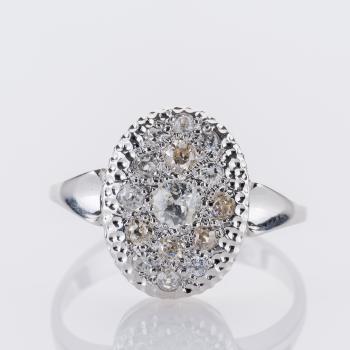 Ring aus 585er Weißgold mit 0,60 ct Brillanten