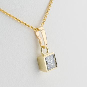 Preview: Anhänger aus 585er Gelbgold mit 0,70 ct Brillant