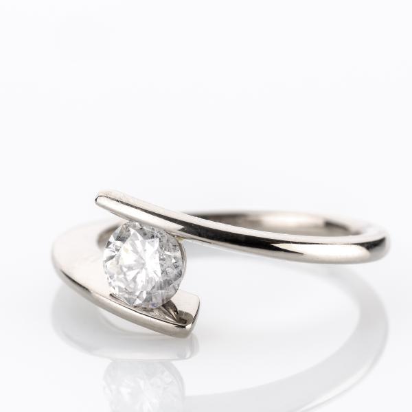Damenring 585er Gold mit einem 0.75ct Brillant