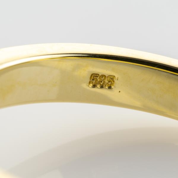 Ring aus 585er Gold mit einem 3.97ct Saphir