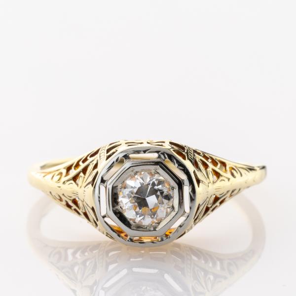 Art Deco Ring aus 585er Gold mit 0.40ct Brillant