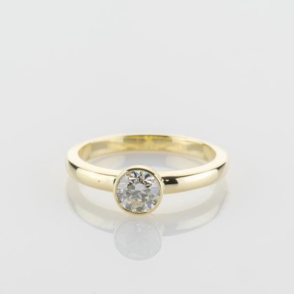 Solitär-Ring in 585er Gelbgold mit 0.70ct Brillant