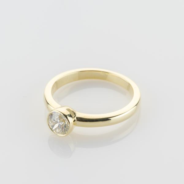Solitär-Ring in 585er Gelbgold mit 0.70ct Brillant