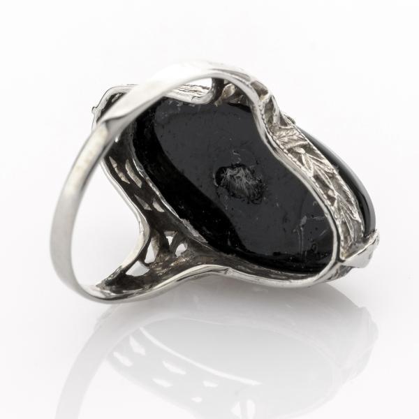 Art Deco Ring aus 585er Weißgold mit Onyx und Diamant