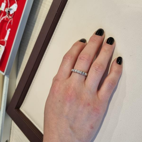 Ladies ring (14k gold) with diamonds