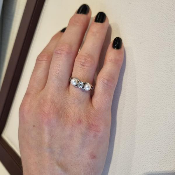 Damenring 585er Gold mit 0.25ct Brillant und Perlen