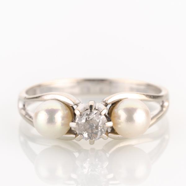 Damenring 585er Gold mit 0.25ct Brillant und Perlen