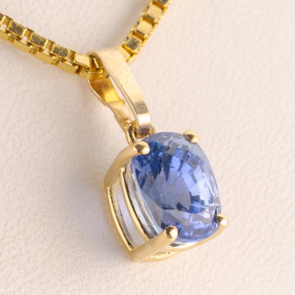 Anhänger 750er Gold mit einem 3.14ct Saphir