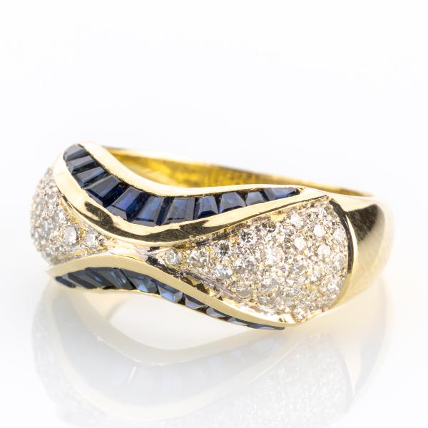 Ladies ring 18k gold with 1.0ct sapphires and 0.50ct diamonds