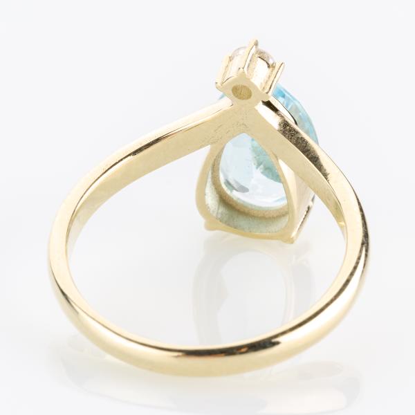 Damenring 585er Gold mit 3.39ct Topas und 0.10ct Brillant
