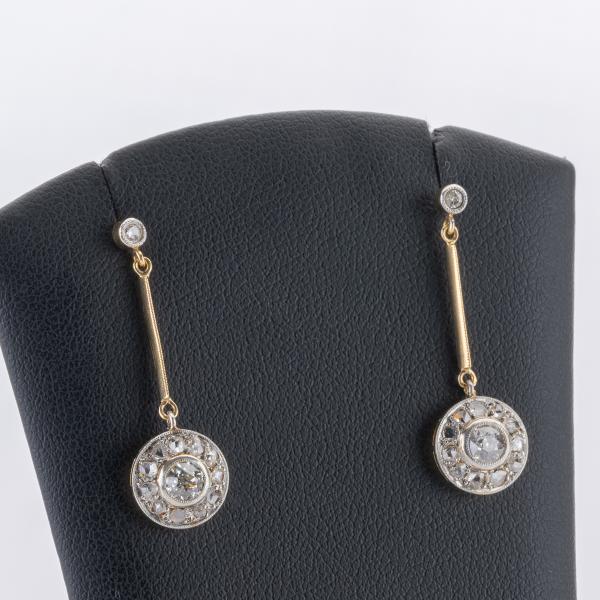 Ohrringe aus 585er Gelbgold mit Brillanten und Diamantrosen