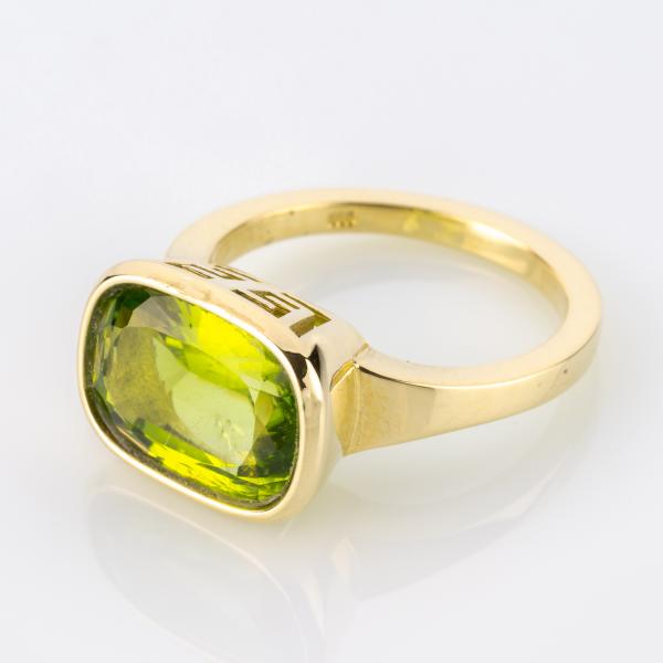 Ring 585er Gold mit einem 6.0ct Peridot
