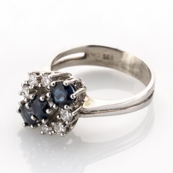 Damenring aus 585er Gold mit 0.75ct Saphiren und 0.30ct Brillanten