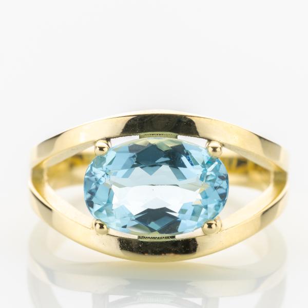 Ring aus 585er Gold mit 2.34ct Aquamarin