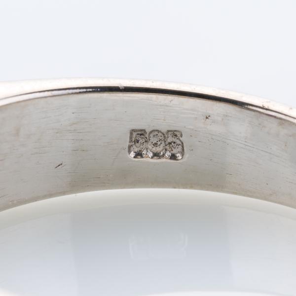 Ring aus 585er Weißgold mit 0.20ct Rubinen und 0.30ct Brillanten