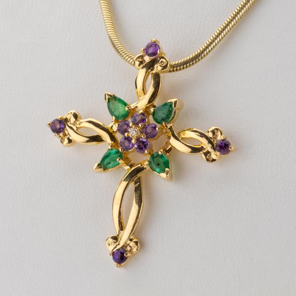Emerald, Amethyst and Diamond Pendant in 18K Yellow Gold