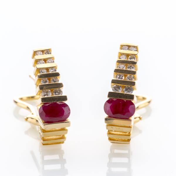 Vintage 14k gold earrings with 1.50ct rubies and 0.50ct diamonds