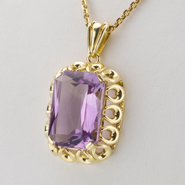 14k gold pendant with amethyst