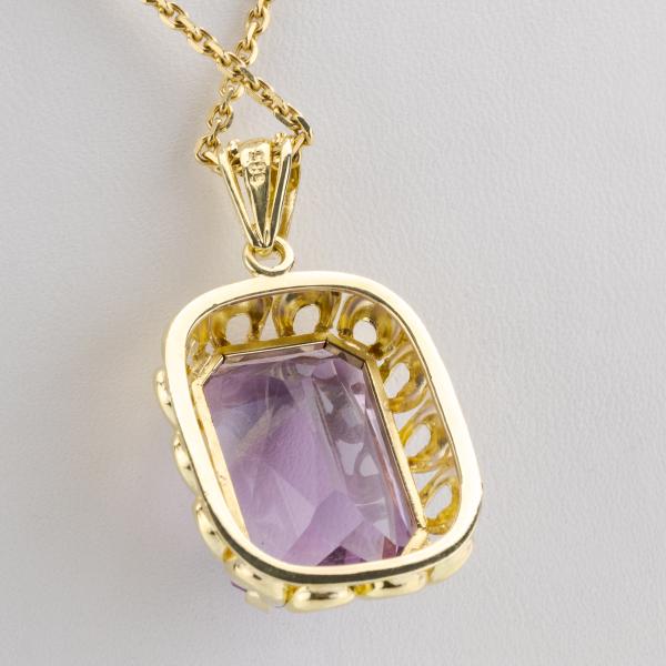 14k gold pendant with amethyst