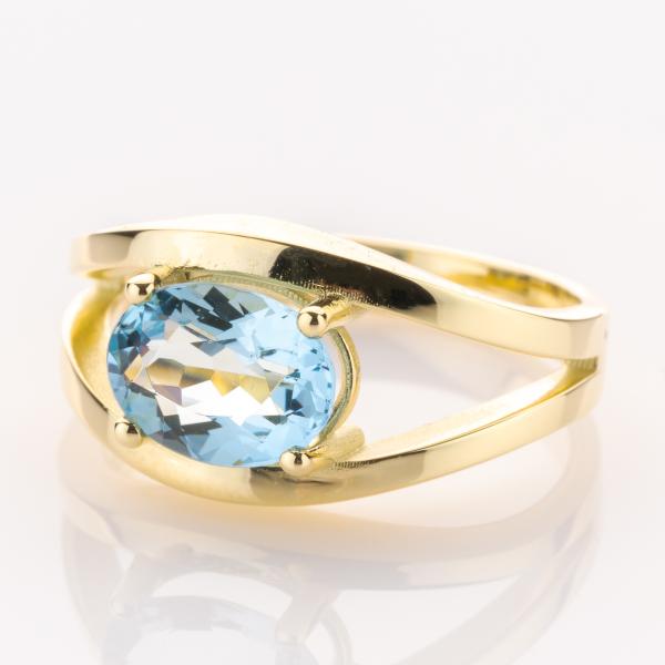 Ring aus 585er Gold mit 1.41ct Aquamarin