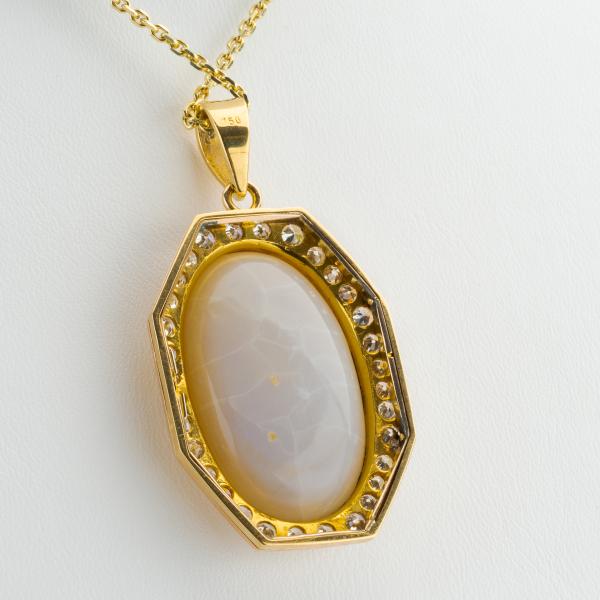 Anhänger aus 750er Gold mit Opal und 2.0ct Brillanten