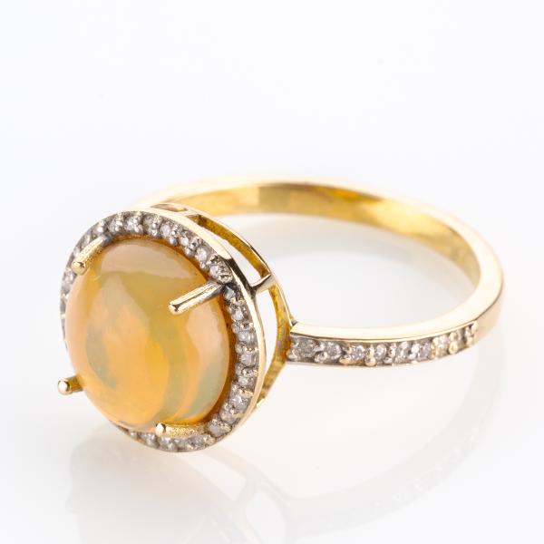 Ring 750er Gold mit Opal und 0.50ct Brillanten