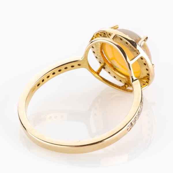 Ring 750er Gold mit Opal und 0.50ct Brillanten