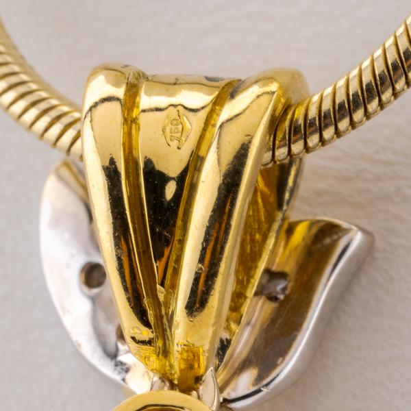 Anhänger aus 750er Gold mit einem 6.0ct Aquamarin und 0.04ct Brillanten