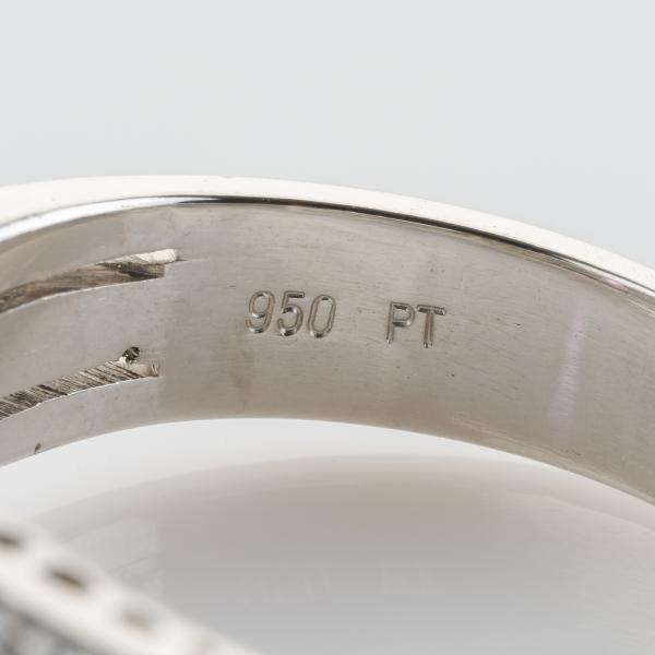 Ring in Platin mit 0.30ct Rubin und 0.60 ct Brillanten
