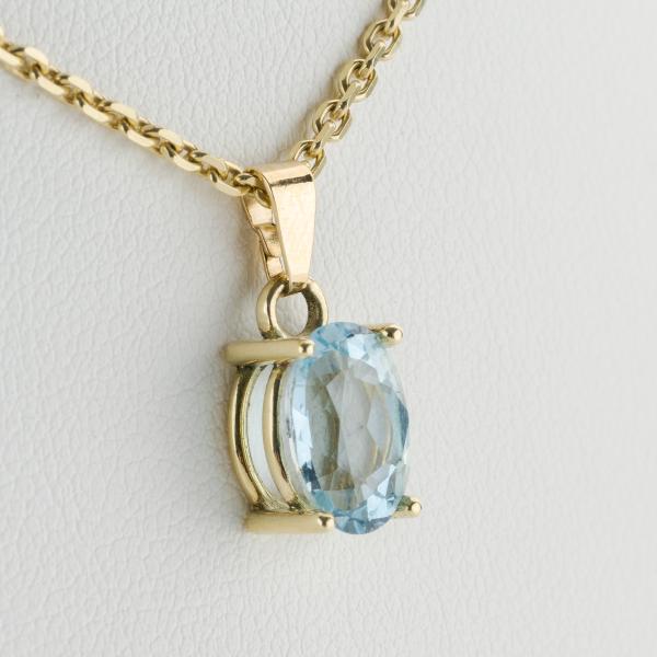 Pendant with 1.66ct Aquamarine in 14k Yellow Gold