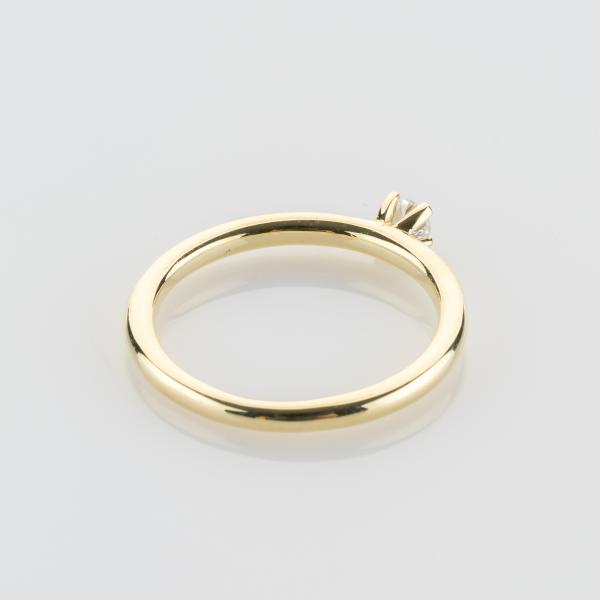 Ring aus 585er Gelbgold mit 0.10ct Brillant
