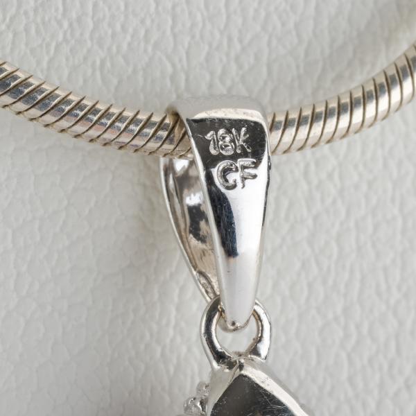 Amethyst Pendant with 0.10ct Diamonds in 18k White Gold