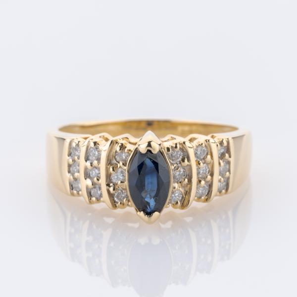 Ring aus 585er Gelbgold mit 0.30ct Saphir und 0.30ct Diamanten