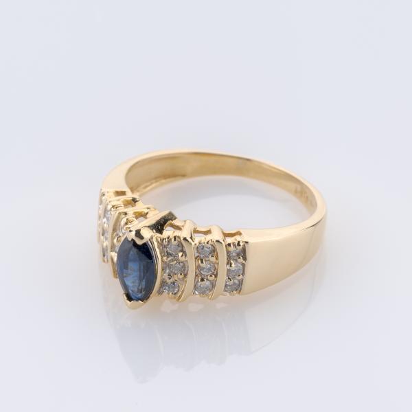 Ring aus 585er Gelbgold mit 0.30ct Saphir und 0.30ct Diamanten
