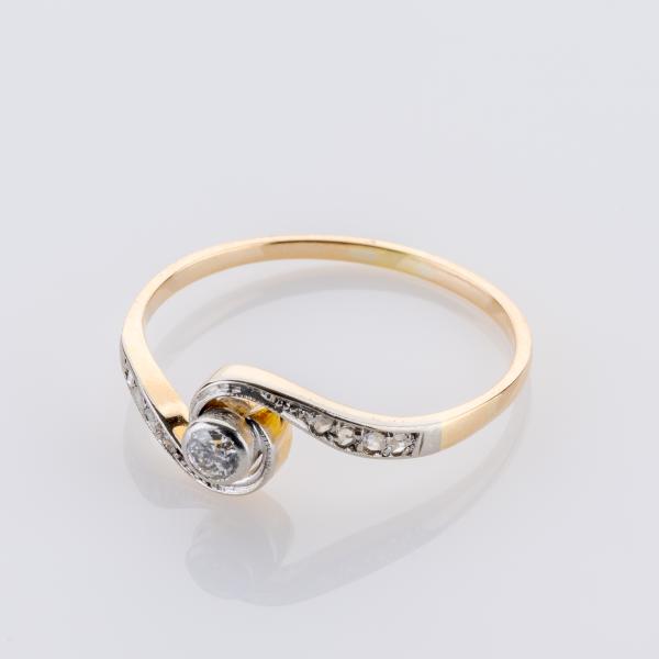 0.18ct Diamond Ring in 14K Gold