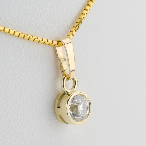 Anhänger aus 585er Gelbgold mit 0,53 ct Brillant