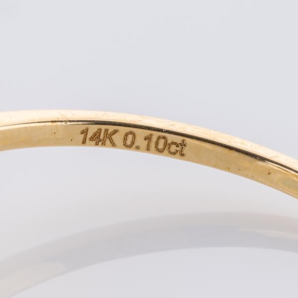 Ring aus 585er Gelbgold mit 0.25 ct Smaragd und 0.10 ct Brillanten