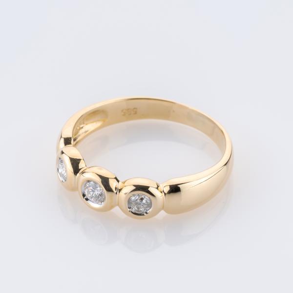 Ring aus 585er Gelbgold mit 0.20ct Diamanten